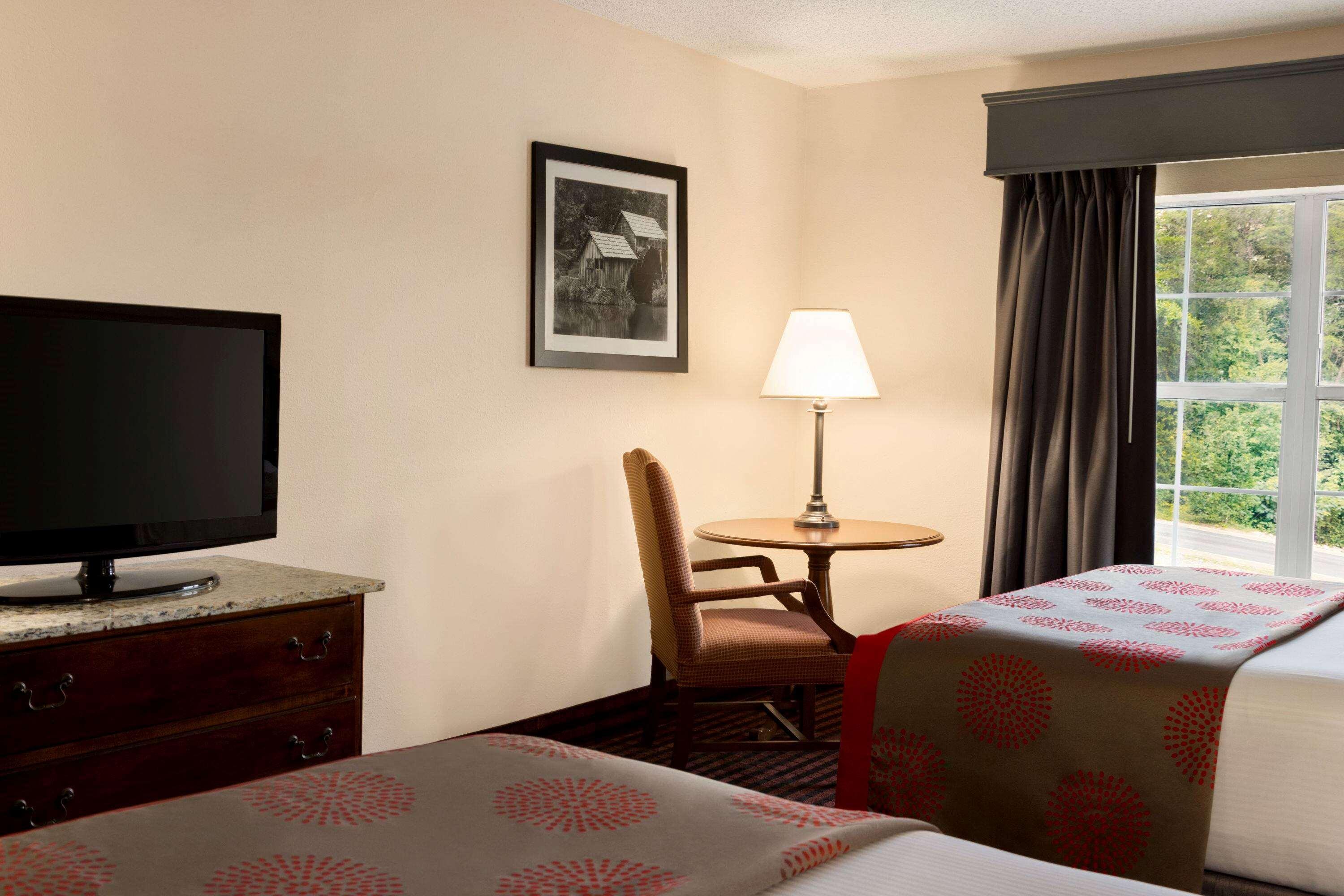 Ramada By Wyndham Pigeon Forge North Hotel Ngoại thất bức ảnh